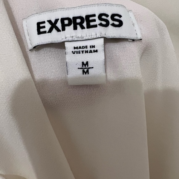 EXPRESS adjustable strap white camisole (size M) - Picture 2 of 3